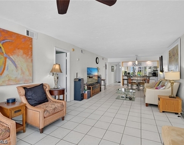 4010 Ice Castle Way - Photo Thumbnail 9