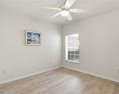 2460 Old Groves Road - Photo Thumbnail 15