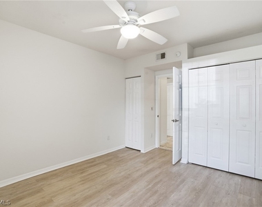 2460 Old Groves Road - Photo Thumbnail 16