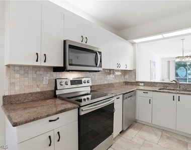 2460 Old Groves Road - Photo Thumbnail 7