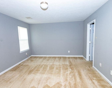 8932 Hollister Commons Lane - Photo Thumbnail 14