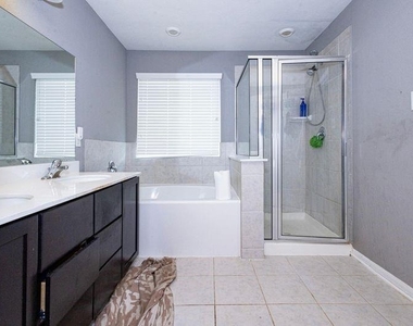 8932 Hollister Commons Lane - Photo Thumbnail 6