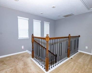 8932 Hollister Commons Lane - Photo Thumbnail 7