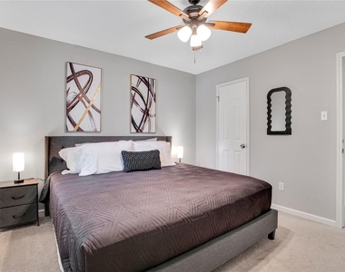 1523 Saddlecreek Drive - Photo Thumbnail 20