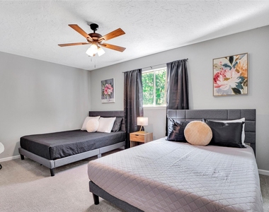 1523 Saddlecreek Drive - Photo Thumbnail 21
