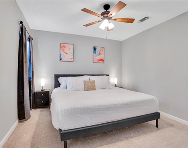 1523 Saddlecreek Drive - Photo Thumbnail 23