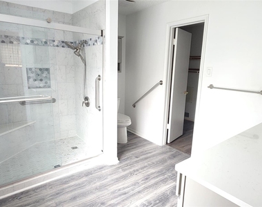 12838 Ashford Knoll Drive - Photo Thumbnail 7
