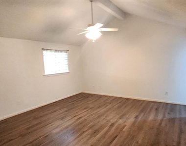 12838 Ashford Knoll Drive - Photo Thumbnail 6