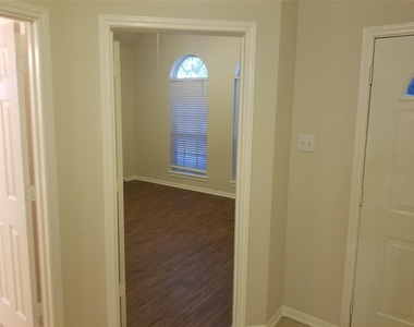 2406 Hawks Road - Photo Thumbnail 15