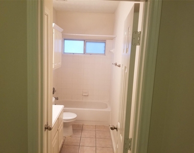 2406 Hawks Road - Photo Thumbnail 20