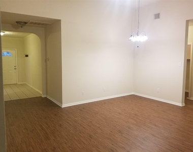 2406 Hawks Road - Photo Thumbnail 14