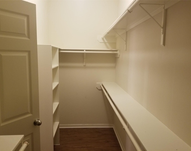2406 Hawks Road - Photo Thumbnail 26