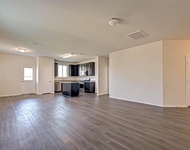 1623 Avocet Way - Photo Thumbnail 8