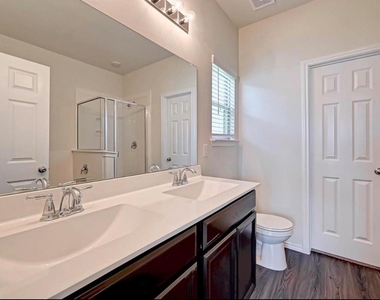 1623 Avocet Way - Photo Thumbnail 18