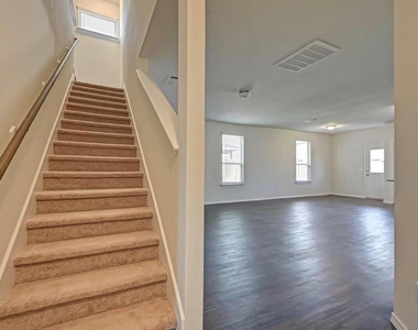 1623 Avocet Way - Photo Thumbnail 6