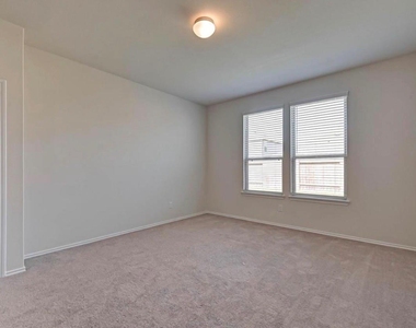1623 Avocet Way - Photo Thumbnail 16