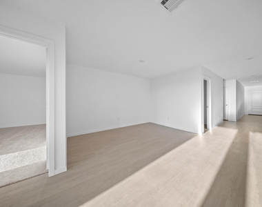 26651 Pampas Grass Ln - Photo Thumbnail 18