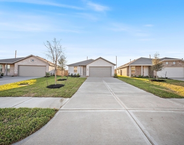 26651 Pampas Grass Ln - Photo Thumbnail 15