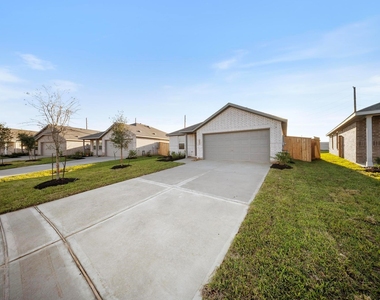 26651 Pampas Grass Ln - Photo Thumbnail 1