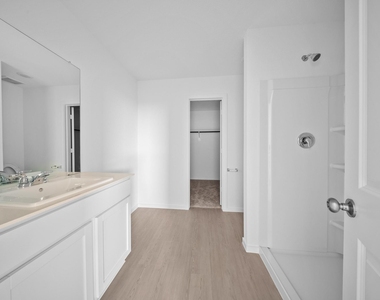 26651 Pampas Grass Ln - Photo Thumbnail 22