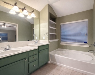 1215 Pecos Pass Drive - Photo Thumbnail 6