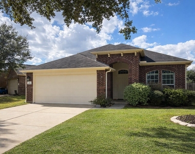 1215 Pecos Pass Drive - Photo Thumbnail 1