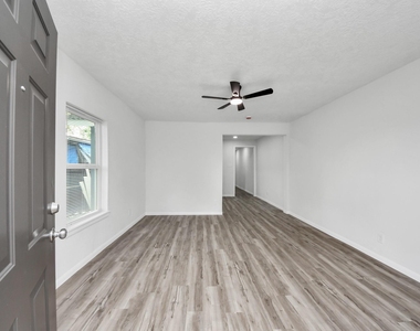 7021 Canal Street - Photo Thumbnail 1