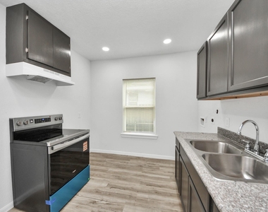 7021 Canal Street - Photo Thumbnail 14