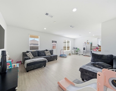 23531 Autumn Harvester Drive - Photo Thumbnail 10