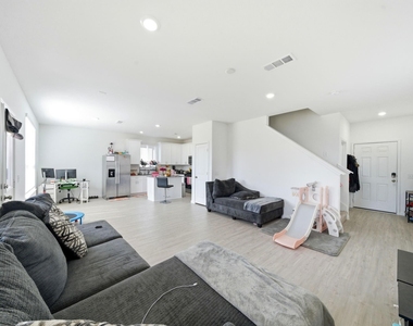 23531 Autumn Harvester Drive - Photo Thumbnail 7