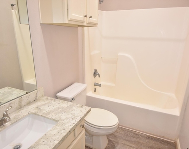12565 Melville Drive - Photo Thumbnail 15