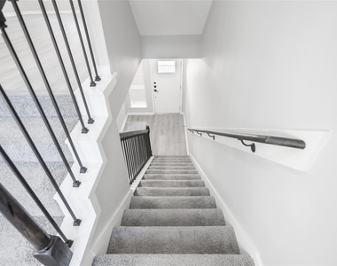 2519 Washington Street - Photo Thumbnail 5
