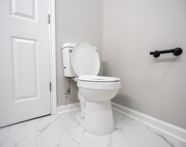 2519 Washington Street - Photo Thumbnail 15