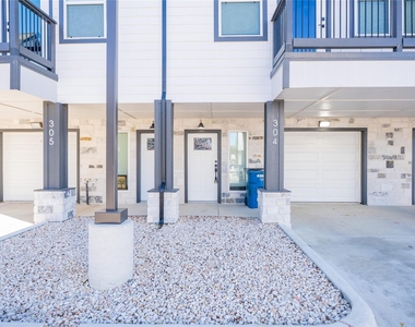 2519 Washington Street - Photo Thumbnail 1