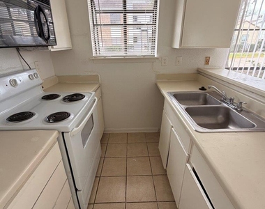 7901 Cambridge Street - Photo Thumbnail 4