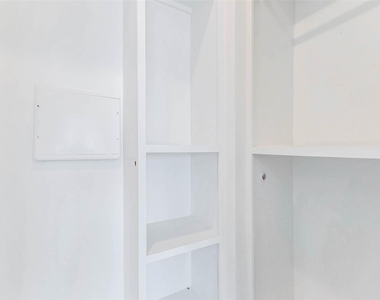 334 Eastwood Street - Photo Thumbnail 32