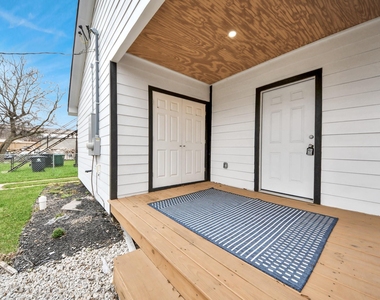 2811 Winbern Street - Photo Thumbnail 48