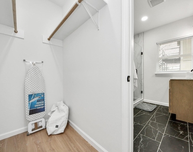 2811 Winbern Street - Photo Thumbnail 39