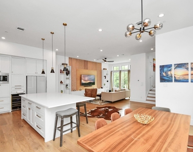 2303 Yupon Street - Photo Thumbnail 26