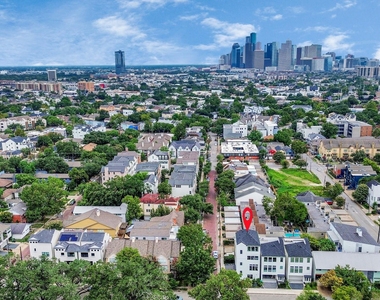 2303 Yupon Street - Photo Thumbnail 47