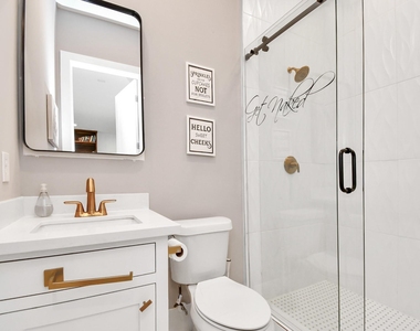 2303 Yupon Street - Photo Thumbnail 46