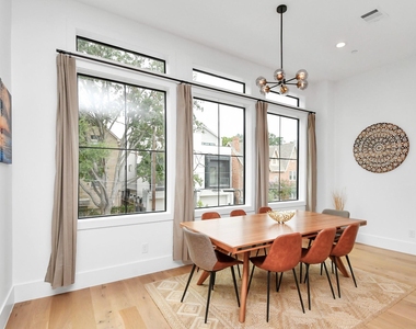 2303 Yupon Street - Photo Thumbnail 24