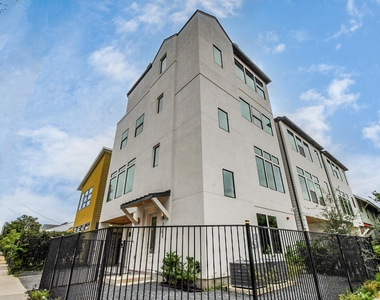 2303 Yupon Street - Photo Thumbnail 3