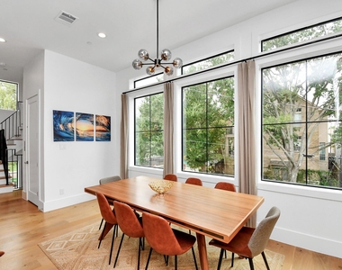 2303 Yupon Street - Photo Thumbnail 25