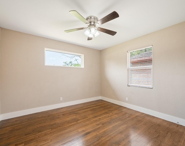 2222 Peppermill Road - Photo Thumbnail 24