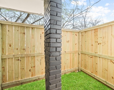 2222 Peppermill Road - Photo Thumbnail 33