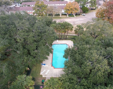 14147 Misty Meadow Lane - Photo Thumbnail 40