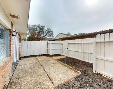 14147 Misty Meadow Lane - Photo Thumbnail 33