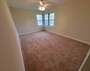706 Maple St - Photo Thumbnail 25