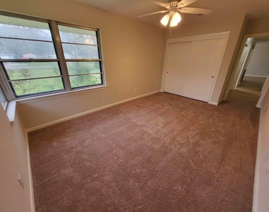 706 Maple St - Photo Thumbnail 26